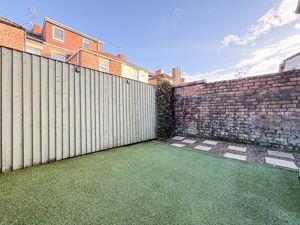 Photo 15- click for photo gallery